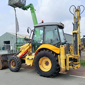 New Holland B 100 B LR graaflaad combinatie backhoe loader