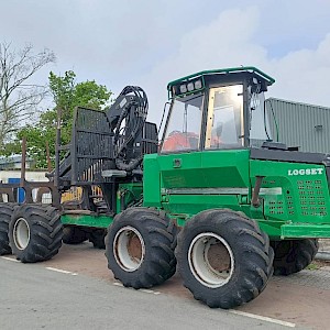 Logset 5F log forwarder with hiab crane + grab