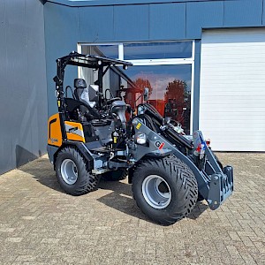 Giant G2500 X-TRA HD