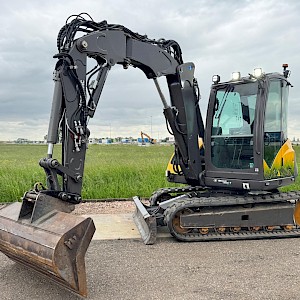 Te koop: Mecalac 8MCR rupsgraafmachine