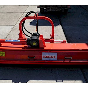 Knegt Klepelmaaier 220  ACTIE