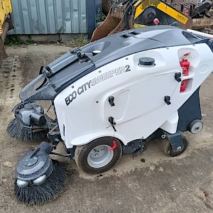 TSM Itala 135 BT street sweeper bezem 24V electric