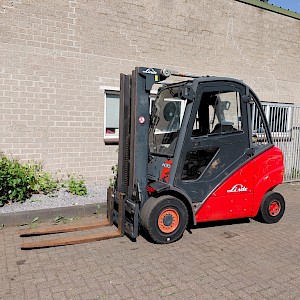 LINDE H30D Diesel Heftruck Triplo 4,6 M