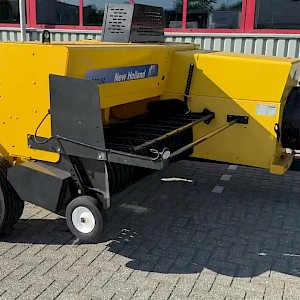 New Holland BC5060 Mini Balenpers