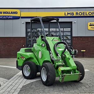 Avant 420 mini-lader