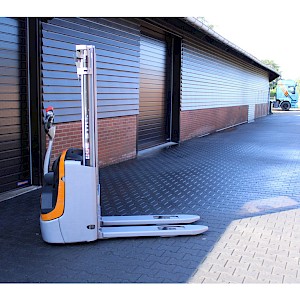 Still exv12 stapelaar elektrische bj 2021