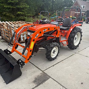 Kubota GL261 met voorlader