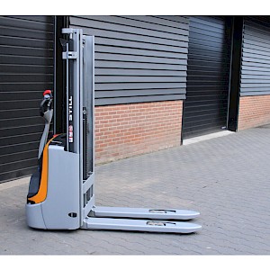 Still exv12 stapelaar elektrische freeilift bj 2018