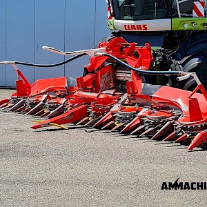 Kemper 360 Plus corn header
