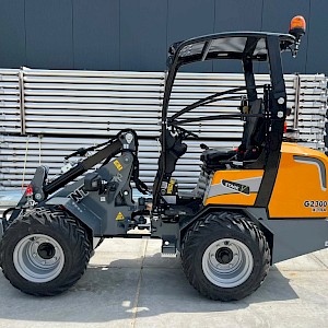Giant G2300 X-TRA
