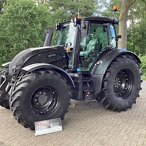 Valtra N174 D
