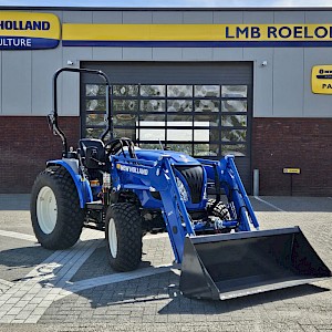 New Holland Boomer 55 HST met voorlader