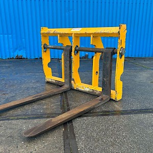 JCB Palletvork met compacttoolcarrier