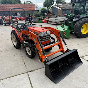 Kubota GB18 met voorlader