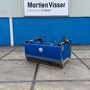 AP NP1800 met aanbouw Volvo L30