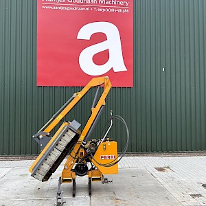 Ferri TD 42 roadside mower