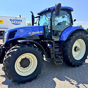 New Holland T7.220 Auto Command