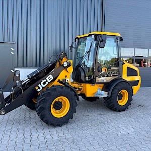 JCB 407