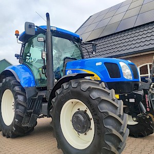 New Holland T 6070 Range Command