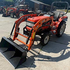 Kubota GL221 met voorlader