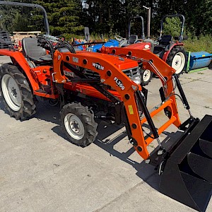Kubota GL240 met voorlader