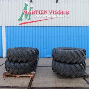 JCB 480/80R26 MICHELIN SET TM 420