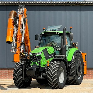 Deutz-Fahr Agrotron 6185 TTV met Herder Grenadier MBKA 513 LSH