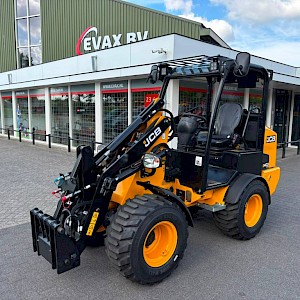 JCB 403 Plus