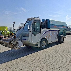 Storti Greyhound 180
