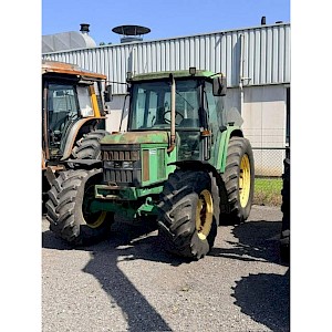 John Deere 6210    met werk