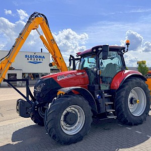 Case IH Puma 200 CVXDrive met Herder
