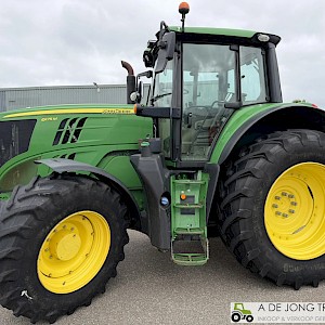 John Deere 6175M