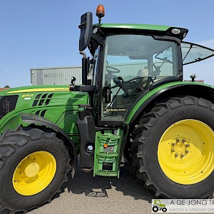 John Deere 6130R