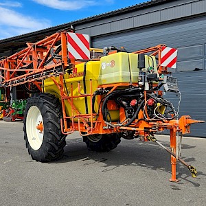 Douven NEVELSPUIT 3400 Ltr Veldspuit - 27mtr