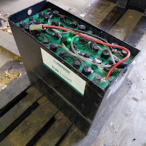 Hoppecke 3 HPZS 375 24 volt tractie accu (BJ 2019)