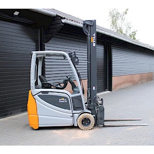 Still RX20 16 heftruck elektrische triplex lepelverstelling sideshift