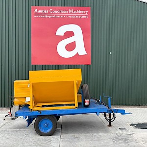 trailed gritter