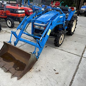 Iseki TU205 met voorlader