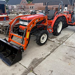 Kubota GL261 met voorlader