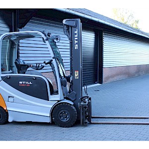 Still RX60 25 heftruck elektrische triplex sideshift lepelversteling