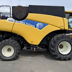 New Holland Combine CR 980