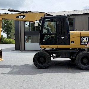 CAT M 313 D