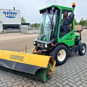 LM Trac 285 Veegmachine