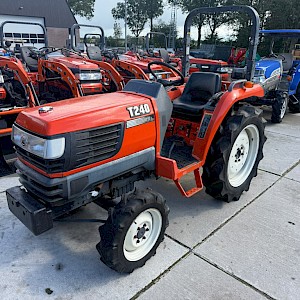 Kubota T240