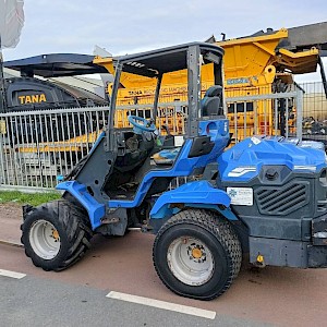 Multione 10.8DT minishovel 2140 kg loader lader