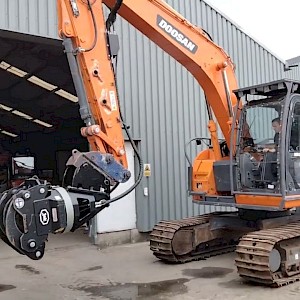 Doosan DX140LCR, bj 2010, 9 448 uur