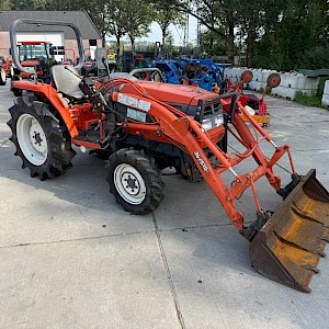 Kubota GL260 met voorlader