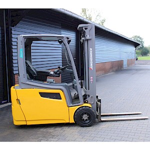 Jungheinrich EFG220 heftruck elektrische freelift triplex sideshift