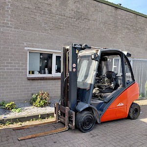 Linde H25D Diesel Heftruck triplo