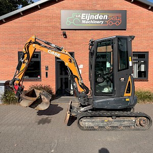 Case CX25D